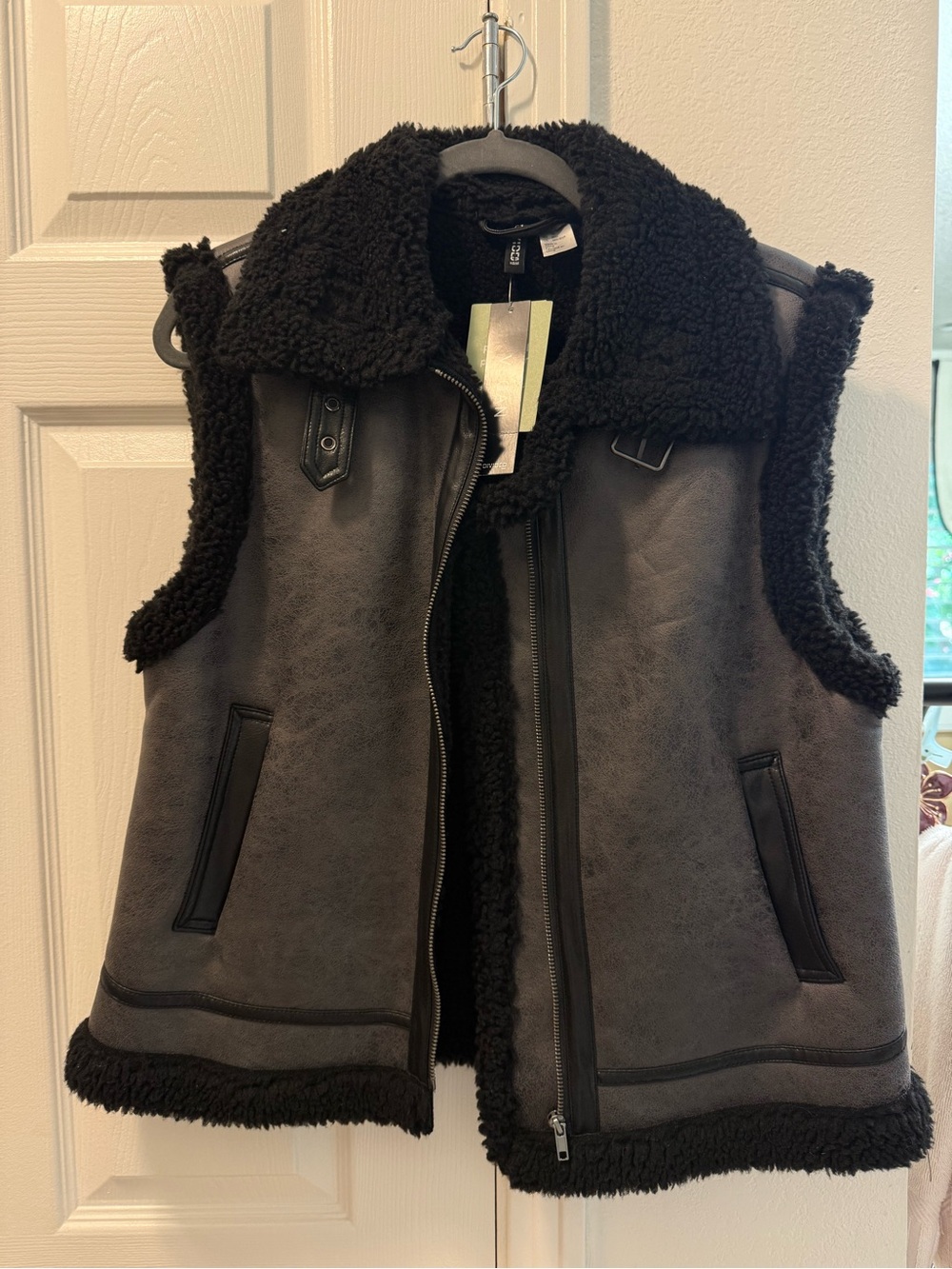 H&M Black Faux Shearling Zip Vest